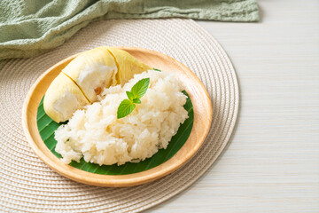 Durian sticky rice on plate