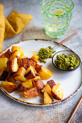 Fried potato with pesto sauce