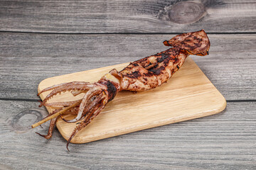 Dietary grilled squid in the plate