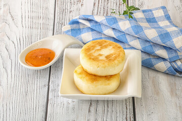 Baked cheesecakes with fruit jam