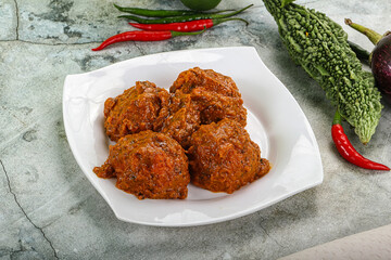 Kashmiri aloo dum - potato stuffed cheese