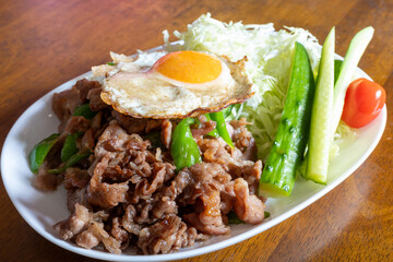 とても美味しい日本の一般家庭の昼ごはんのおかず
