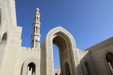 Fototapeta na wymiar Sultan Qaboos Grand Moschee, Muscat, Oman