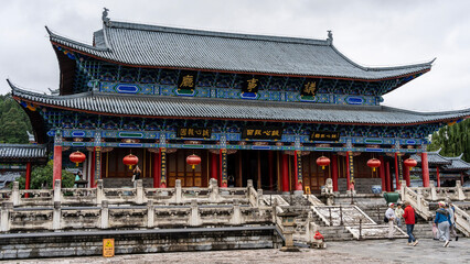 Fototapeta premium Chinese temple at night Lijiang China