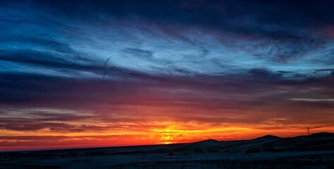 Fototapeta premium Dramatic colorful sunrise in the South of Boulder, Colorado.