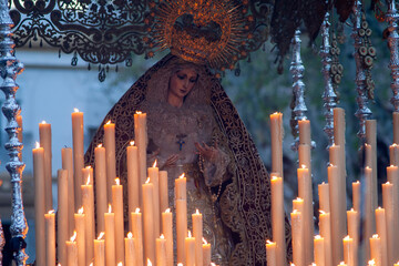 palio de la virgen del Patrocinio de la hermandad del cachorro de triana, sevilla