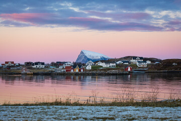 Fototapeta na wymiar Colorful sunset at the island of Sommaroy during winter, Norway