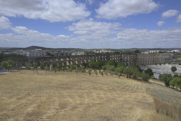 16th century Amoreira aqueduct viewed from the ramparts, Elvas, Alentejo, Portugal