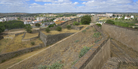 Fototapeta premium 16th century Amoreira aqueduct viewed from the ramparts, Elvas, Alentejo, Portugal