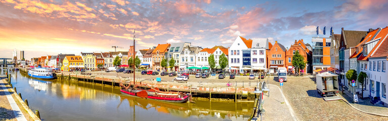 Fototapete bei efototapeten.de bestellen   
