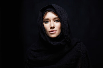 Naklejka premium beautiful young woman covered head.fashion muslim style girl