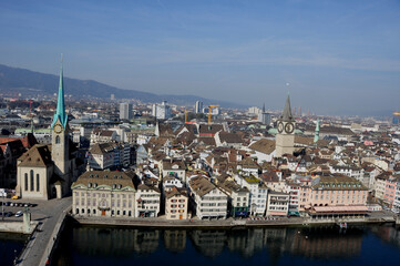 Panoramic view of the city and Lake Zürich and the Limmat-river  from | Panorama-Aussicht auf das Limmatquai und die Uni + ETH