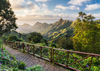 Fototapeta na wymiar Blick in das Anaga Gebirge, Rural Park, Teneriffa, Kanarische Inseln, Spanien