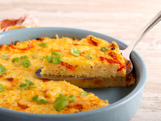 Rice and bell pepper frittata
