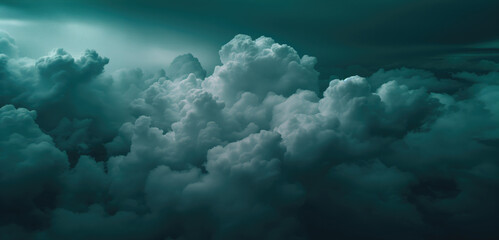 Naklejka premium Dark clouds with a mysterious, moody atmosphere