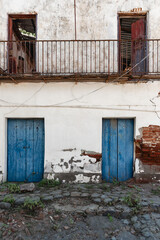 Fototapeta na wymiar Close up of abandoned houses in San Antonio Town in La Paz, Baja California Sur, Mexico