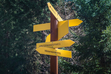 Wegweiser Winterwanderung