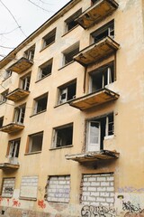 Fototapeta premium Abandoned house 