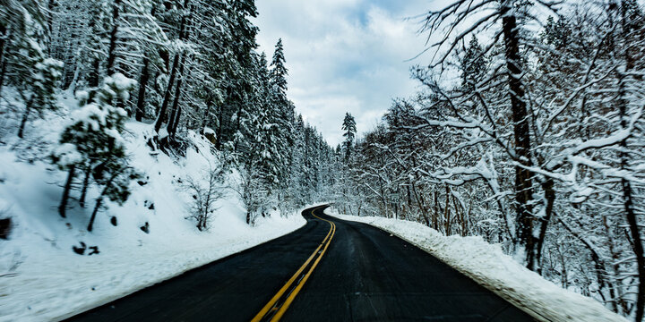 Route 89A to Sedona from Flagstaff, Arizona

