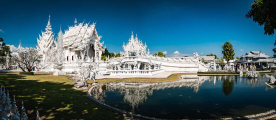 Naklejka premium White Temple or Wat Rong Khun in Chiang Rai, Thailand