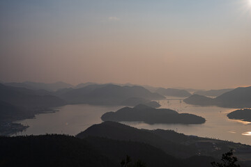 日本の岡山県備前市の片上湾の美しい景色