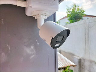 Installing CCTV cameras around the house To see safety around the house.