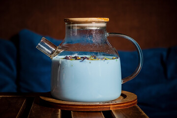 Blue tea from Butterfly pea flower