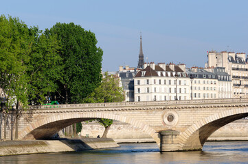 Pont Louis-Philippe , old bridge in the 4th arrondissemnt of Paris city