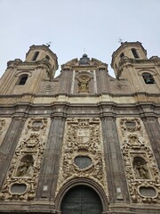 Fototapeta na wymiar Iglesia Santa Isabel de Portugal Zaragoza