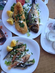 grilled fish with lemon