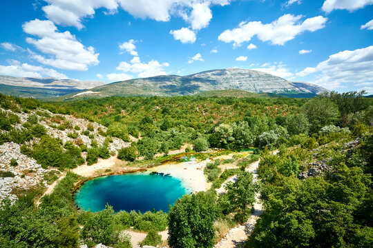 Cetina-Quelle in Kroatien (blue eye)