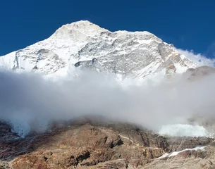 Papier Peint photo autocollant Makalu Mount Makalu with clouds, Nepal Himalayas mountains