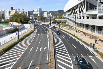 広島市内の鯉城通りと空鞘橋を東から西へ眺める