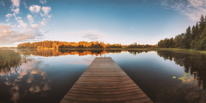 Morning on the pier (Vaskna järv - Suur Munamägi - Estonia)