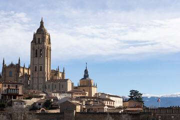 Fototapeta na wymiar Vista de la catedral de Segovia