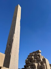 Obelisk im Tempel von Karnak