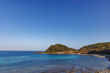 Fototapeta na wymiar 福岡県の大島から見る綺麗な海と風景