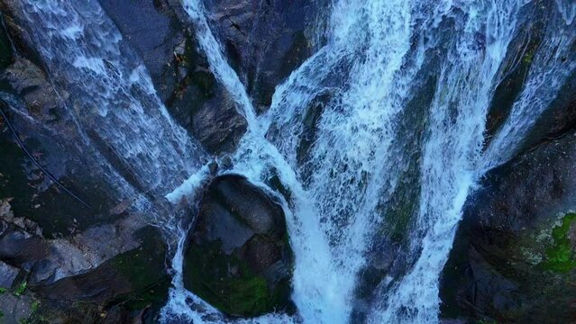 Espectacular cascada en el Valle del Jerte