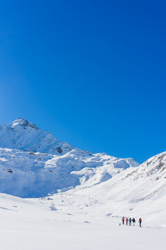 Skitouren beim Piz Tambo in der Schweiz