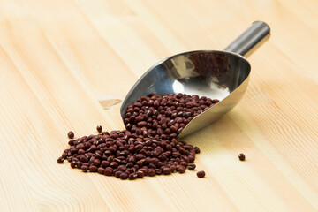 Self service bulk organic food. Eco-friendly zero waste shop. Small local business. Beans