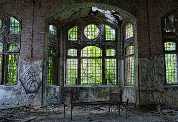 Foto op Plexiglas  Fenster und Mauern einer zerstörten Ruine  © Thomas Otto