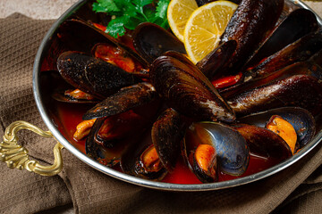 mussels in tomato sauce, homemade, no people,