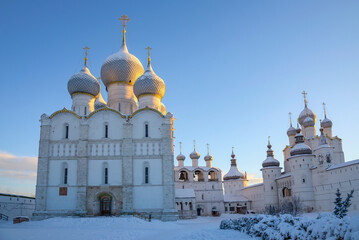 Fototapeta na wymiar Early winter morning on the territory of the Kremlin. Rostov Veliky, Yaroslavl region, Russia
