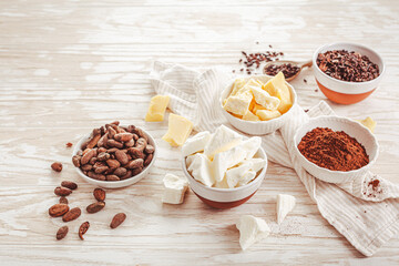 Cocoa beans, chocolate, cocoa butter, nibs and cocoa powder, baking ingredients