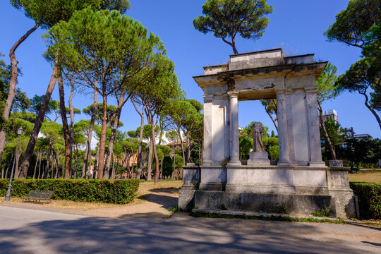 Edicola della Musa at Villa Borghese in Rome