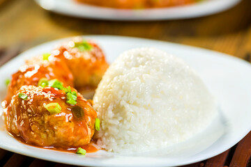 Chinese-style meatballs in sweet and sour sauce
