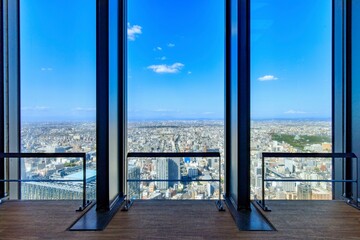 名古屋市、ミッドランドスクエアのスカイプロムナードからの眺め