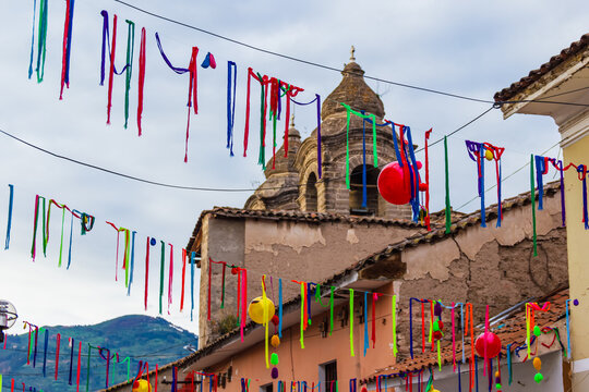 Calles de Ayacucho en temporada de Carnaval - Per&uacute;