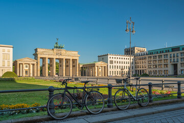 Berlin Germany, city skyline at Brandenburg Gate (Brandenburger Tor) © Noppasinw