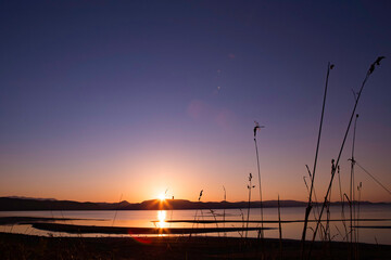 夕暮れの湖畔 © 78Happy 